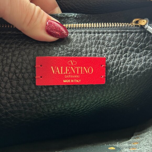 Valentino Rockstud Crossbody/Shoulder Bag in Black with Gold Hardware - Picture 10 of 17